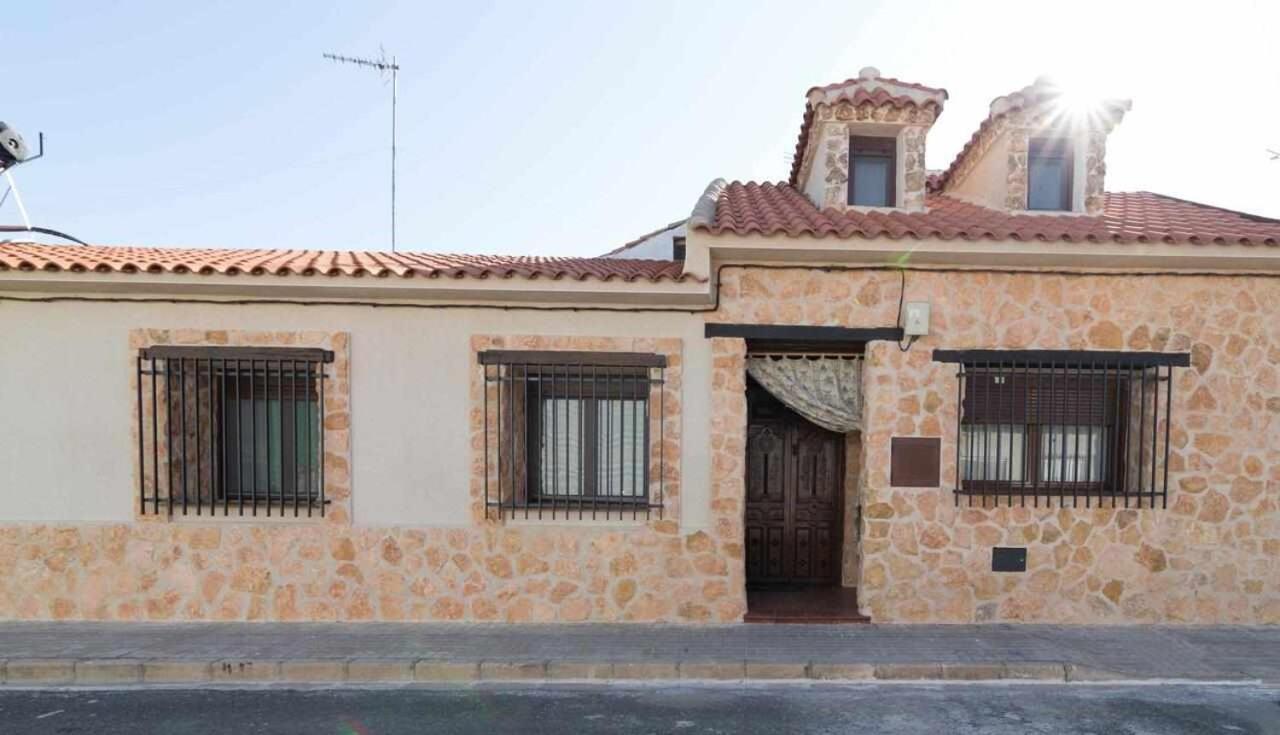 Casa Rural La Del Alba Seria Argamasilla de Alba Exterior foto