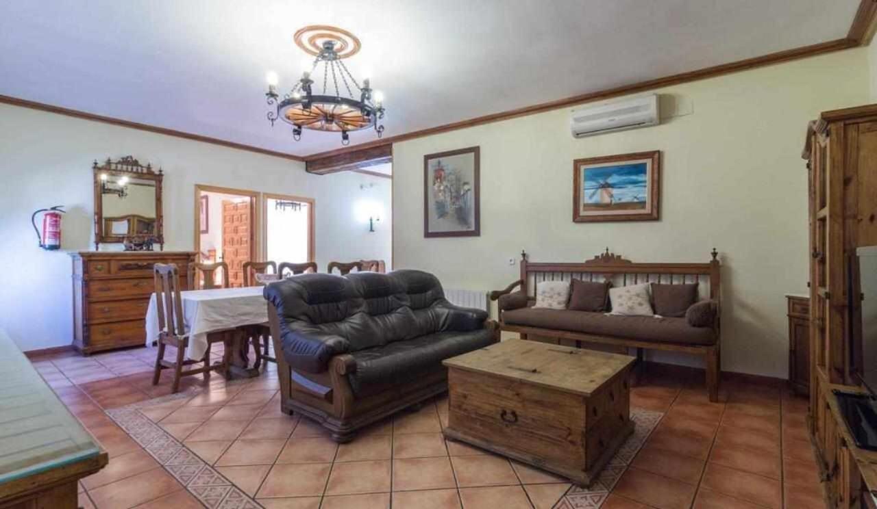 Casa Rural La Del Alba Seria Argamasilla de Alba Exterior foto